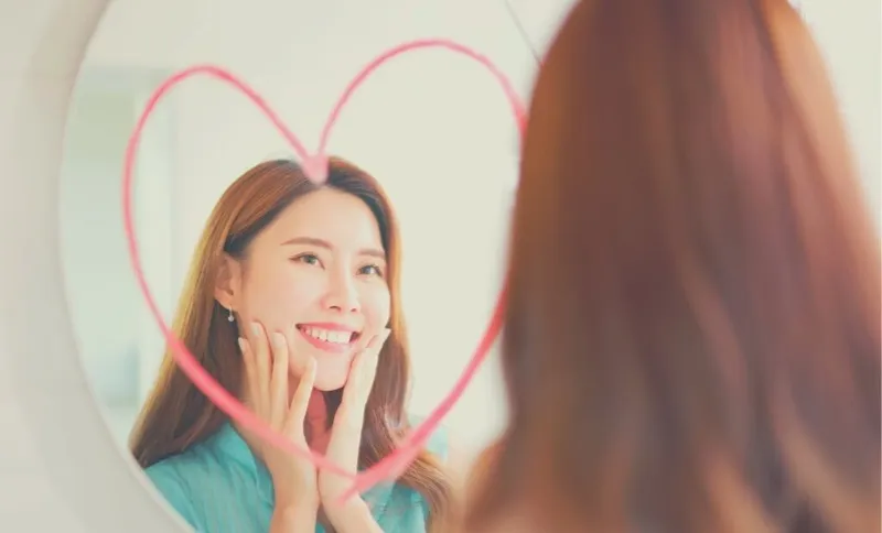 Yêu bản thân là học cách cân bằng, không phải cực đoan.